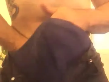 Chaturbate Sex Cam of alexopenmind21