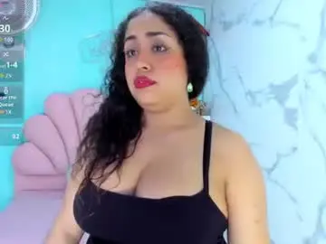 Chaturbate Live Sex Cam of cristal_horny19