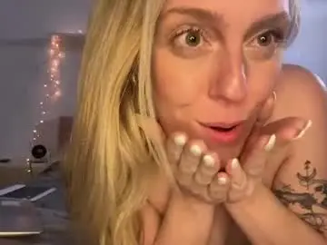 Chaturbate Free Live Porn of emmaonlyx1