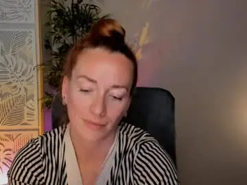 Chaturbate Nude Webcam of save_the_qween