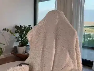 Chaturbate Live Sex Cam of blissdilley