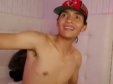 Chaturbate Live Porn of royalsexx__