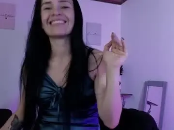 Chaturbate Free Porn Cam of cristal_hilton_10