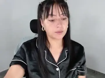 Chaturbate Live Sex Cam of jjulietha95