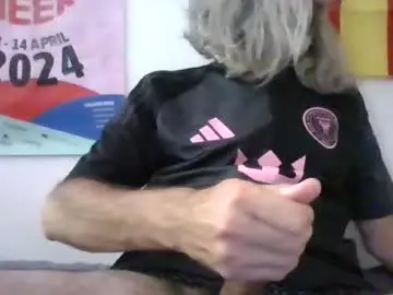Chaturbate Free Live Porn of italianhotdesire