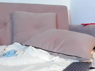 Chaturbate Free Live Porn of marie_pourtoi