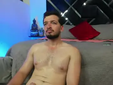 Chaturbate Live Porn of loganwolfjs