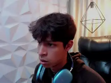 Chaturbate Best live sex cam show of ethan_qop