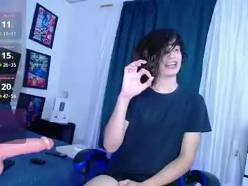 Chaturbate Watch Live Sex Cams of andyboy_19