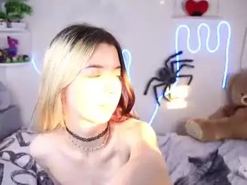 Chaturbate Adult Webcam of emmie_everly
