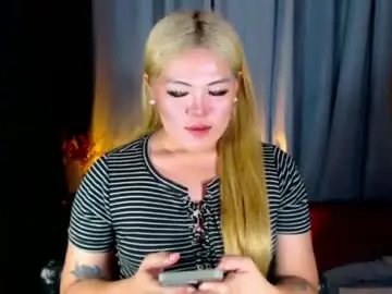Chaturbate Free Live Porn of venus_colly