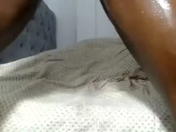 Chaturbate Live Sex of apoloblackbig