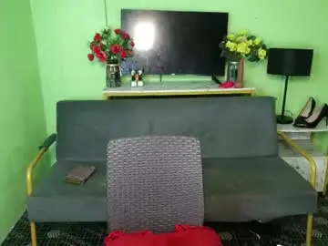 Chaturbate Live Sex of mia_kiss_lashes