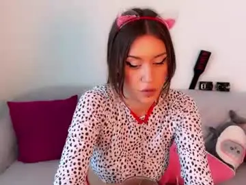 Chaturbate Live Sex Cam of hypnotic_kitty