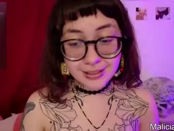 Chaturbate Private Sex Chat of malicia_witch_