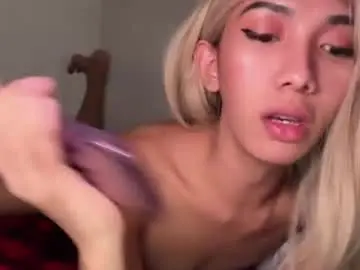 Chaturbate Best live sex cam show of azalea_cum69