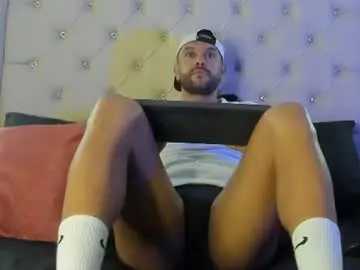 Chaturbate Best live sex cam show of lyam_voss