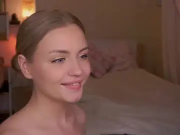 Chaturbate Sex Cam of beatris_mils