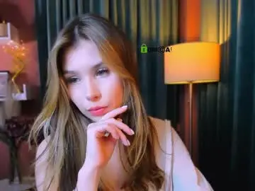 Chaturbate Best live sex cam show of lyra_donna