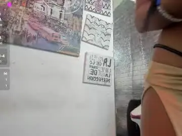 Chaturbate Live Sex Cam of candy_kiss__