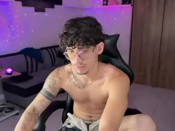 Chaturbate Best live sex cam show of kisan_smith