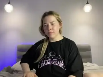 Chaturbate Free Live Porn of alyrasun