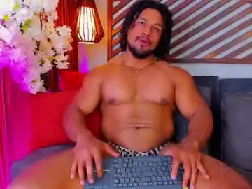Chaturbate Live Porn of mike_estevess