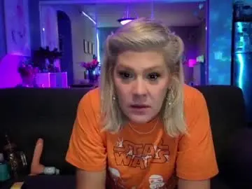 Chaturbate Live Porn of lexi_shocker