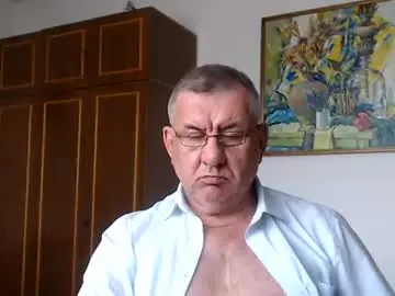 Chaturbate Watch Live Sex Cams of machomale3