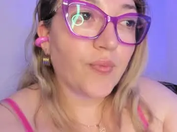 Chaturbate Sex Chat of naty__mature_