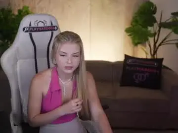 Chaturbate Best live sex cam show of bright_diamonds_054