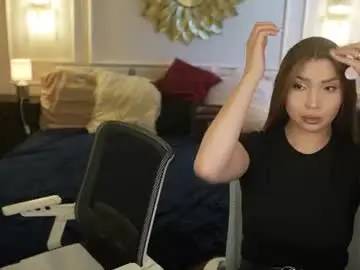 Chaturbate Sex Cam of bright_diamonds_054