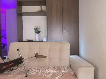 Chaturbate Free Porn Cam of almacastillo2