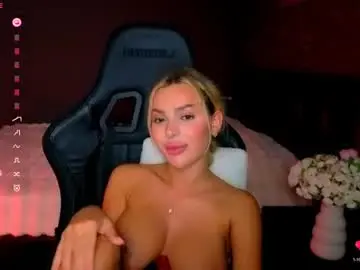 Chaturbate Live Sex Cam of ayla_demir