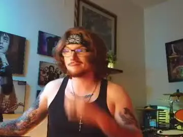 Chaturbate Live Sex Cam of crimson_carnage