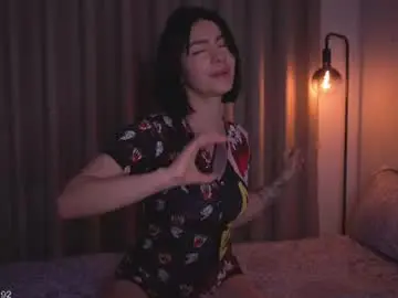 Chaturbate Live Sex Cam of hollylinder_