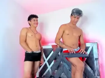 Chaturbate Live Sex of robertmiller21