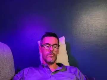 Chaturbate Live Sex Cam of lowbibi