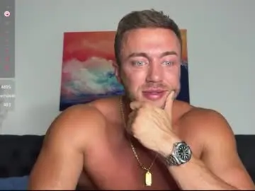 Chaturbate Live Sex Cam of leon_lovefitness