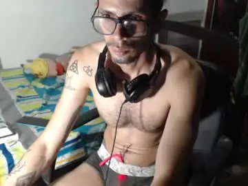 Chaturbate Free Live Porn of julfigo