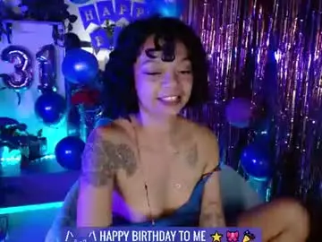Chaturbate Free Live Porn of sweet_bluee