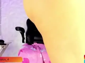 Chaturbate Live Sex Cam of kathe_zanss