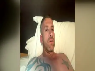Chaturbate Live Sex Cam of youwantus69