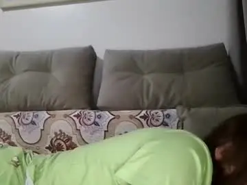 Chaturbate Adult Webcam of _hidden_frommymoom_