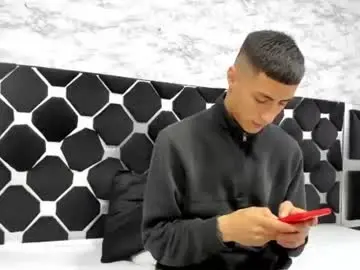 Chaturbate Live Sex of mr_porn_9
