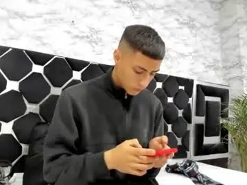 Chaturbate Sex Cam of mr_porn_9