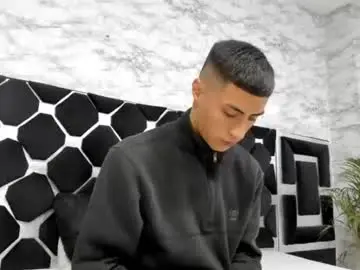 Chaturbate Live Porn of mr_porn_9