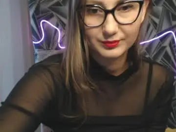 Chaturbate Live Sex Cam of nikkikiss___