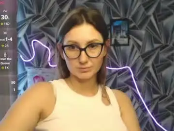Chaturbate Free Porn Cam of nikkikiss___