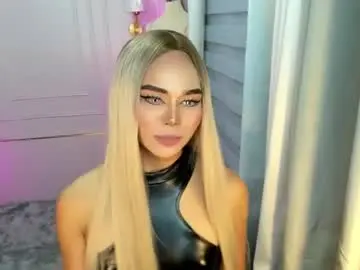 Chaturbate Live Sex of hugecock_bella